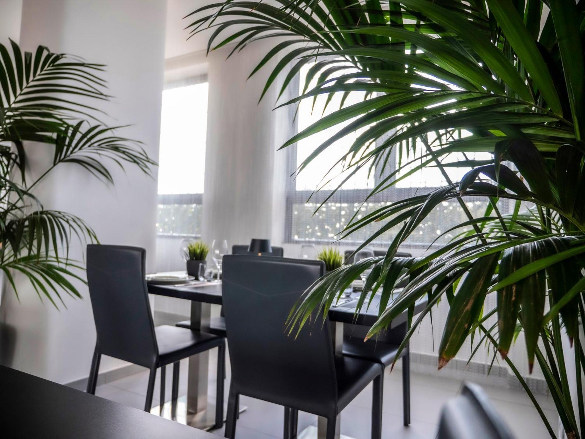 Loto Business Hotel Рим Экстерьер фото