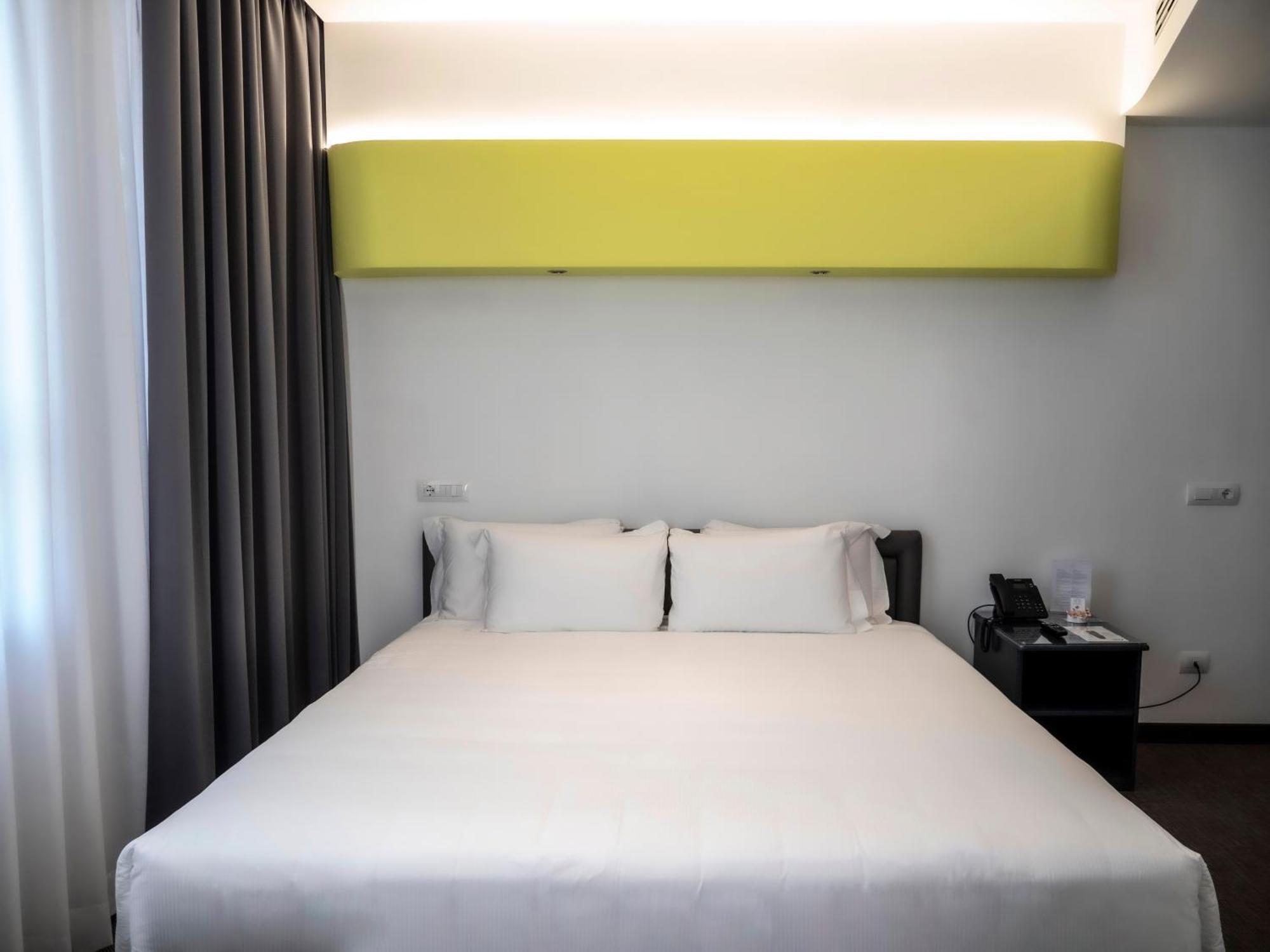 Loto Business Hotel Рим Экстерьер фото